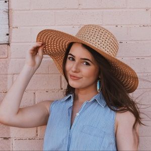 Meet your Posher, Tessa